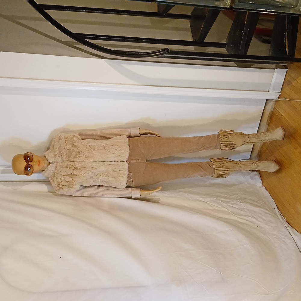 🔥 NWOT Phosphorus Cream Rabbit Fur/Sweater Jacket/Blazer.